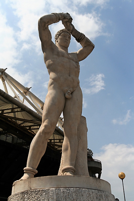 Stadio dei marmi 256